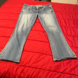 American Eagle Skinny Kick Jeans